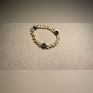Children’s Arm Bracelet | Black & White